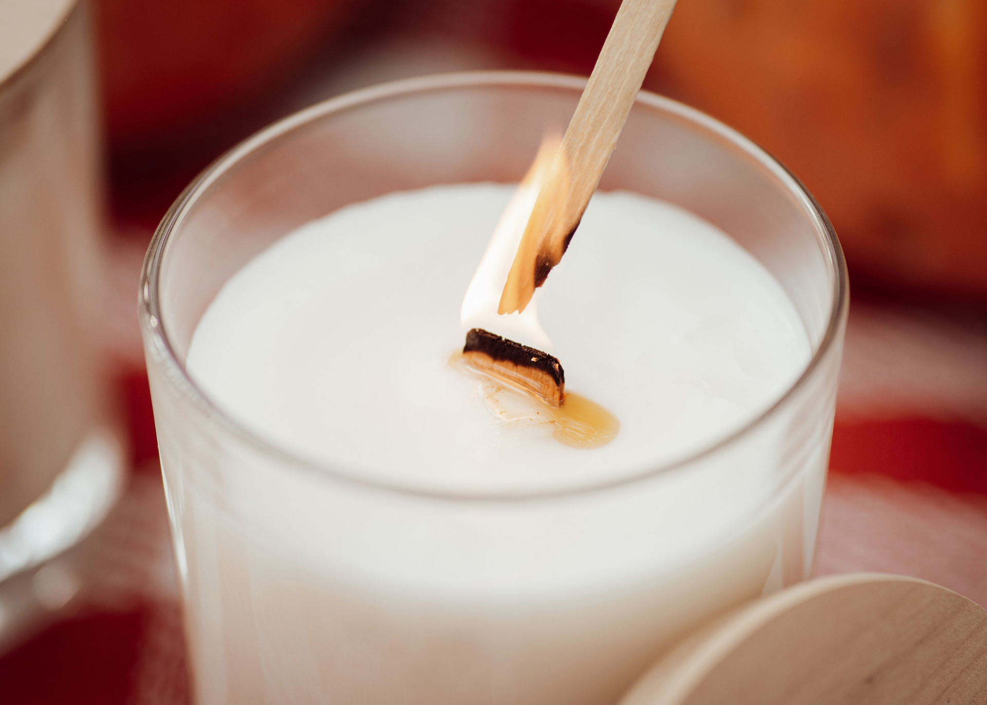 Why Wood Wick Candles Are the Perfect Addition to Your Home Decor