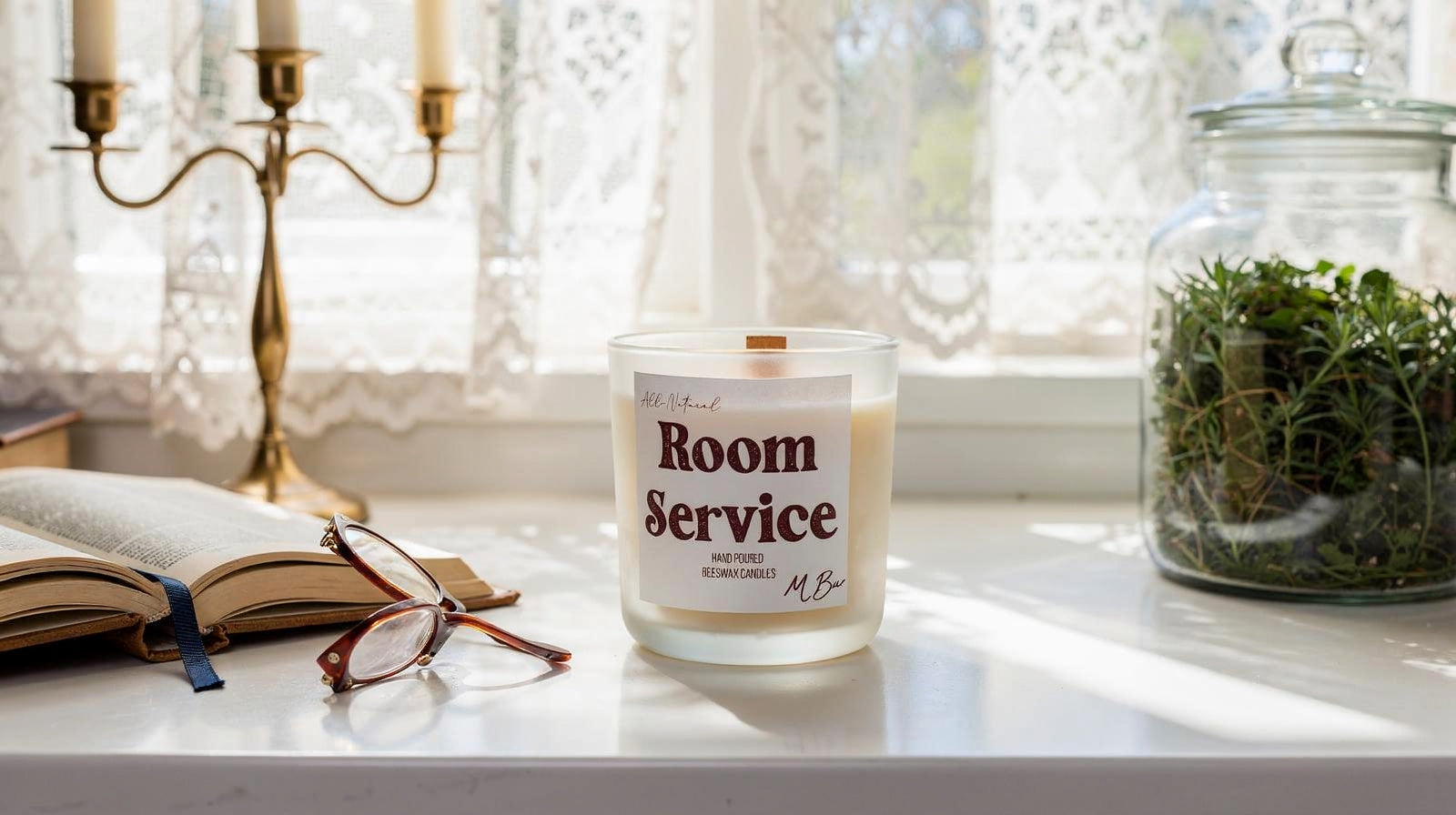 Best Candles for a Landlord Turning Over a Unit: 6 Picks That Actually Freshen a Rental - MBur Candle Co.