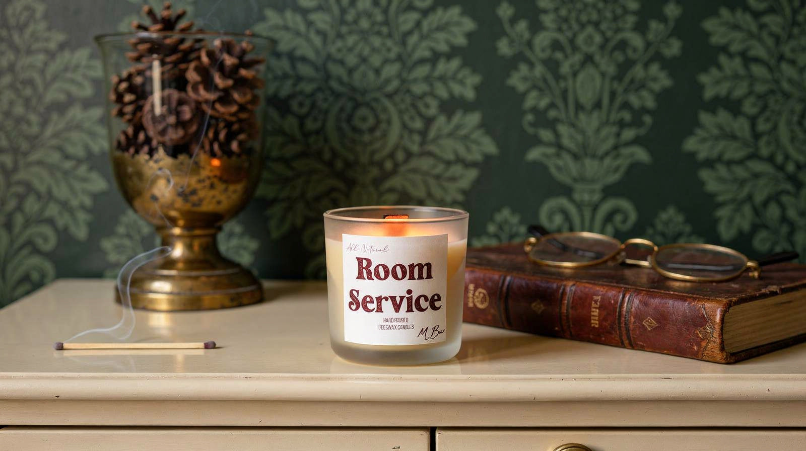 Best Clean Burning Christmas Candles for a Houseful of Guests - MBur Candle Co.