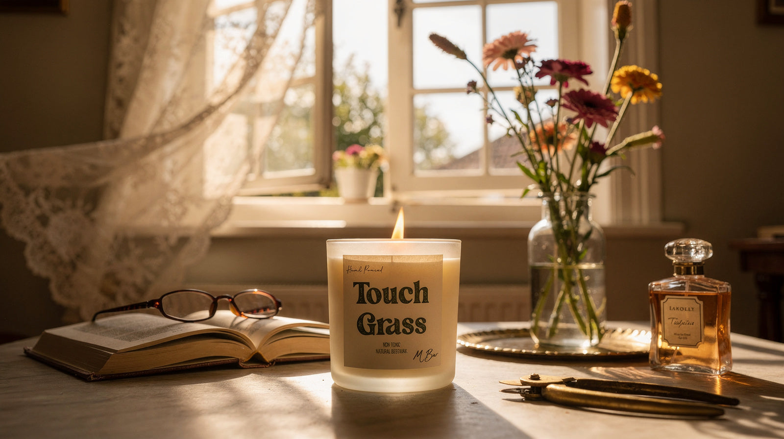 How to Get Rid of Skunk Smell in and Around Your House: Effective Tips and Solutions - MBur Candle Co.