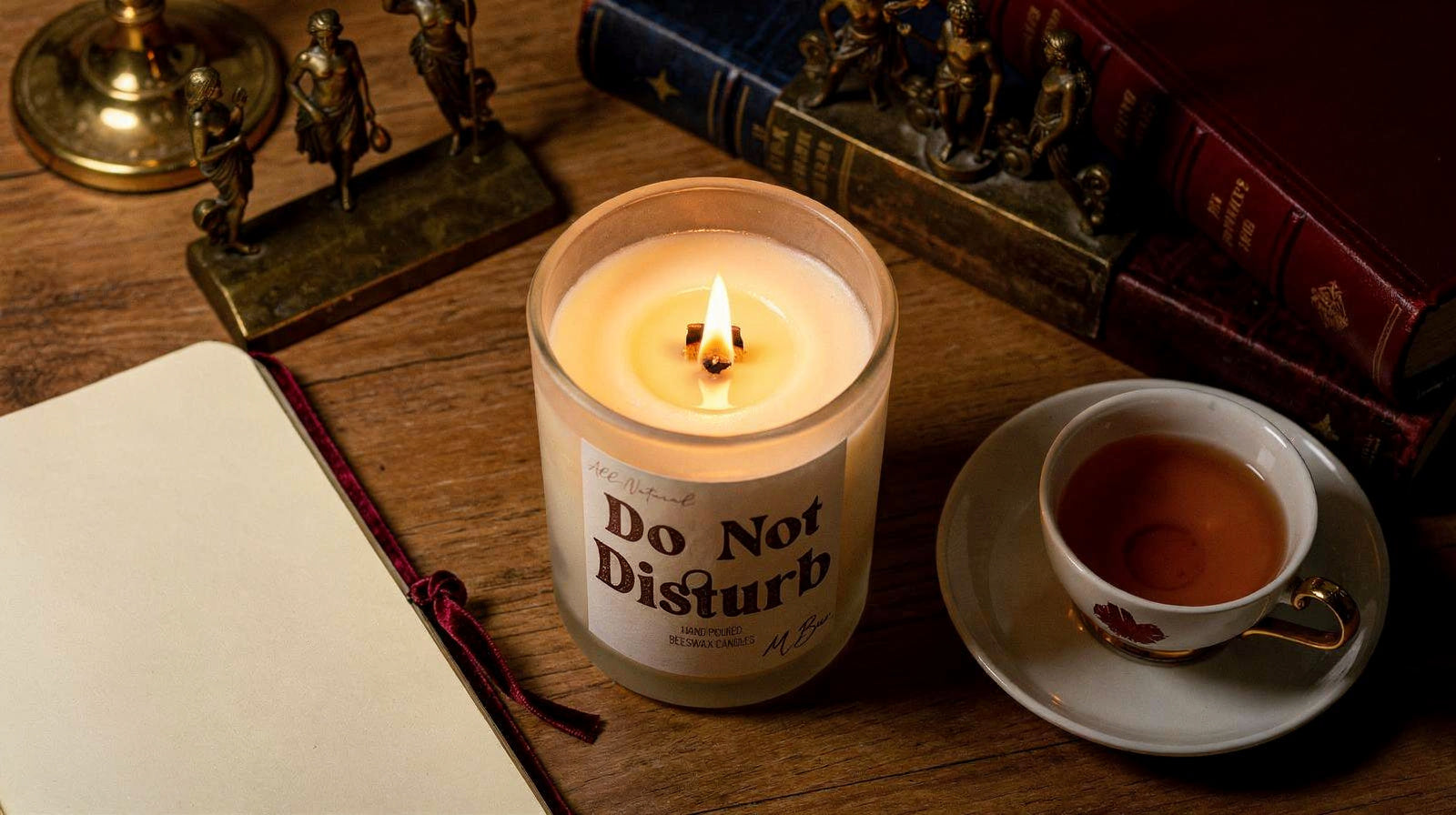 The Best Candles for Gratitude Journaling: Enhance Your Practice with the Right Scent - MBur Candle Co.